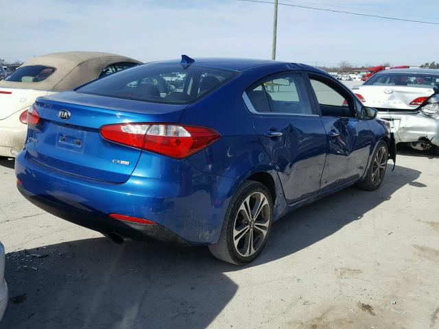 KNAFX4A89F5321528 - 2015 KIA FORTE EX BLUE photo 4