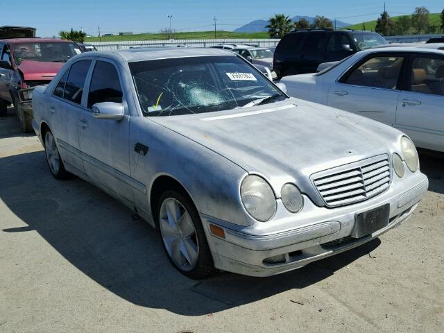 WDBJF65J11B363273 - 2001 MERCEDES-BENZ E 320 SILVER photo 1