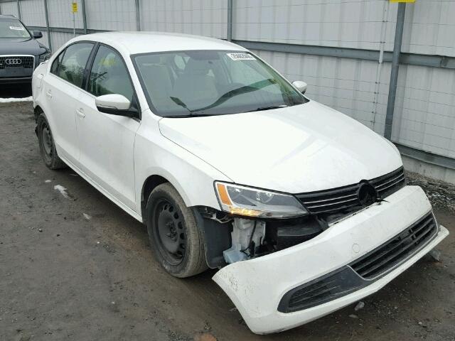 3VWDP7AJ5DM384547 - 2013 VOLKSWAGEN JETTA SE WHITE photo 1