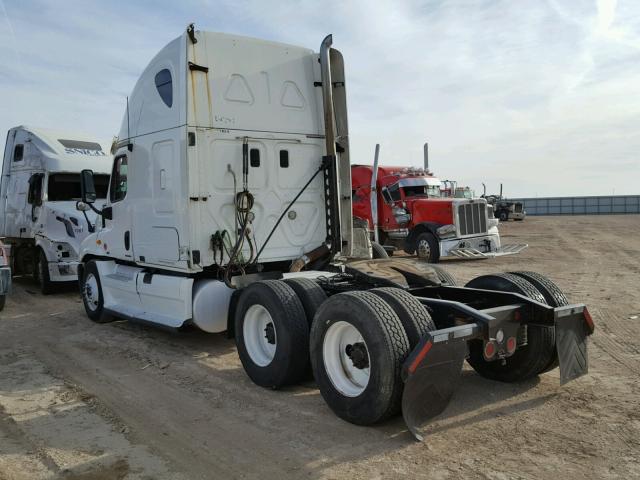 1FUJGLDR7BSAX7672 - 2011 FREIGHTLINER CASCADIA 1 WHITE photo 3