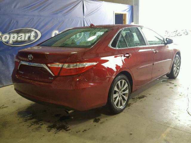 4T1BF1FK3HU662712 - 2017 TOYOTA CAMRY LE RED photo 4