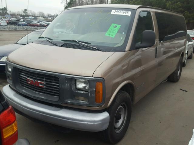 1GJHG39R6V1089424 - 1997 GMC SAVANA G35 BROWN photo 2