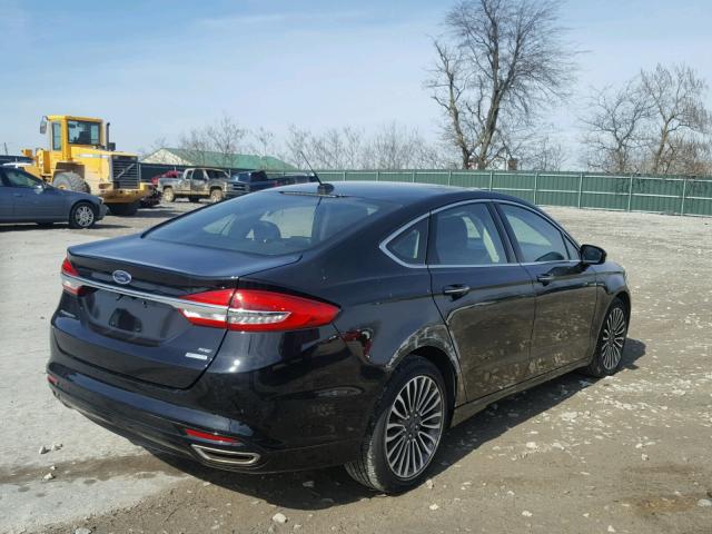 3FA6P0H96HR112067 - 2017 FORD FUSION SE BLACK photo 4