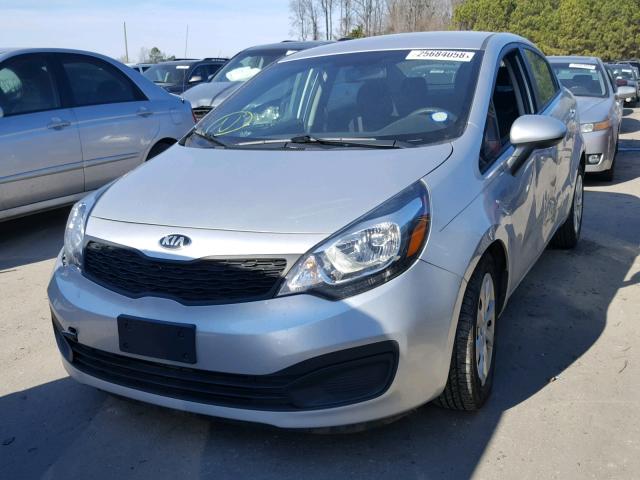 KNADM4A37E6328264 - 2014 KIA RIO LX SILVER photo 2