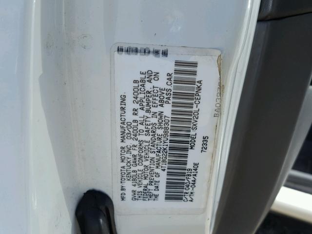 4T1BG22K1YU988307 - 2000 TOYOTA CAMRY CE WHITE photo 10