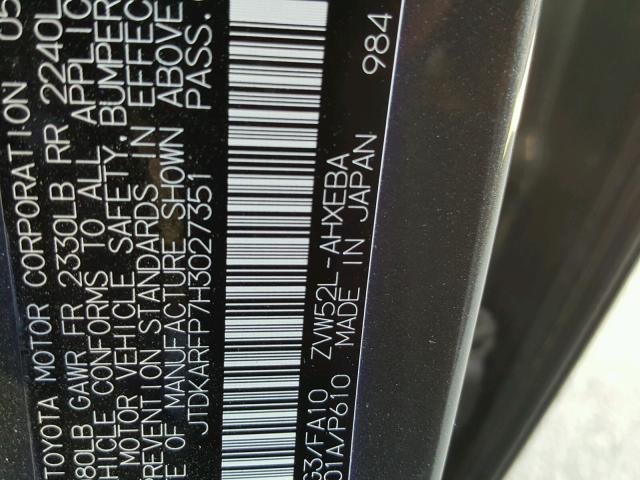 JTDKARFP7H3027351 - 2017 TOYOTA PRIUS PRIM ნაცრისფერი ფოტო 10