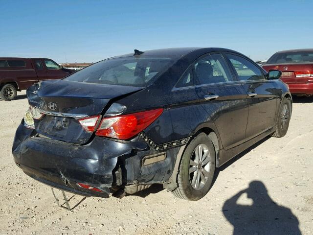 5NPEB4AC0DH702117 - 2013 HYUNDAI SONATA GLS BLUE photo 4