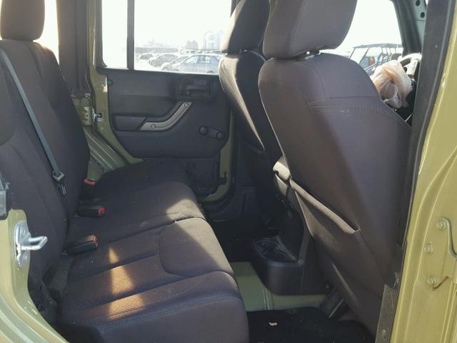 1C4BJWDG1DL576555 - 2013 JEEP WRANGLER U GREEN photo 6