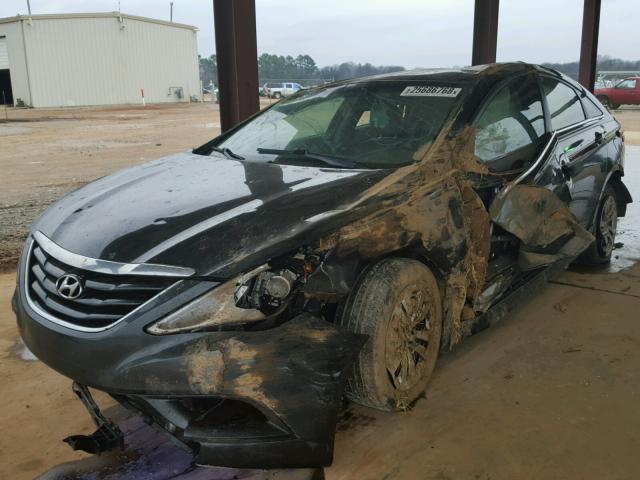 5NPEB4AC9BH145835 - 2011 HYUNDAI SONATA GLS BLACK photo 2