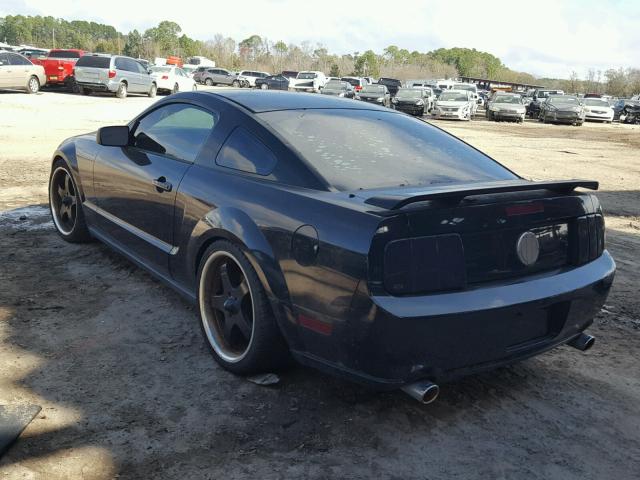 1ZVFT80N955140003 - 2005 FORD MUSTANG BLACK photo 3