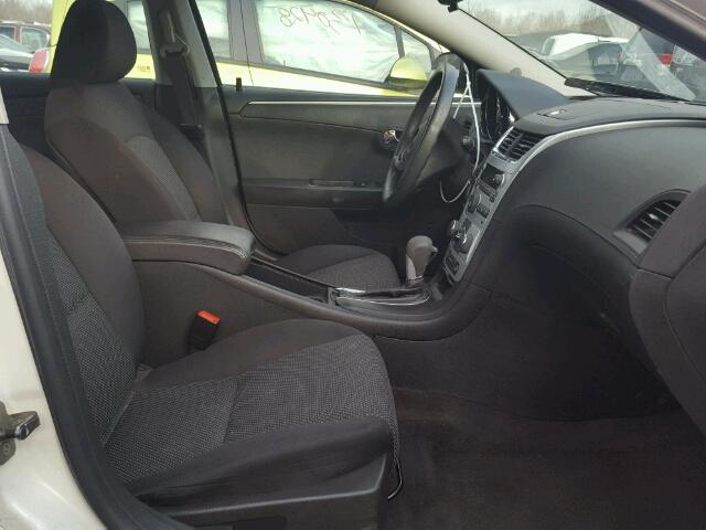 1G1ZC5E15BF230719 - 2011 CHEVROLET MALIBU 1LT 白色 照片 5