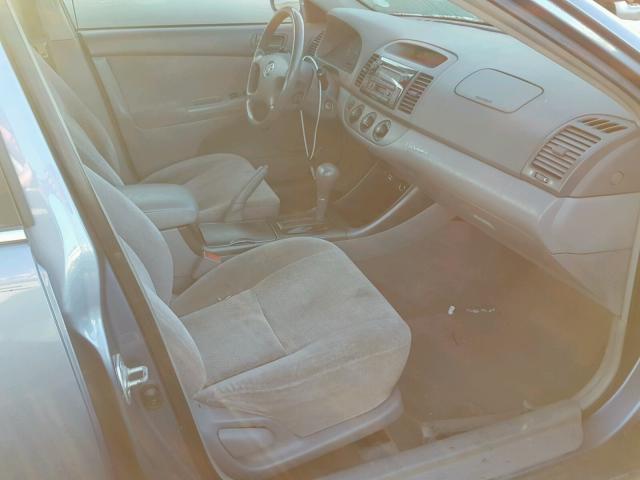 JTDBE32K730222775 - 2003 TOYOTA CAMRY LE BLUE photo 5