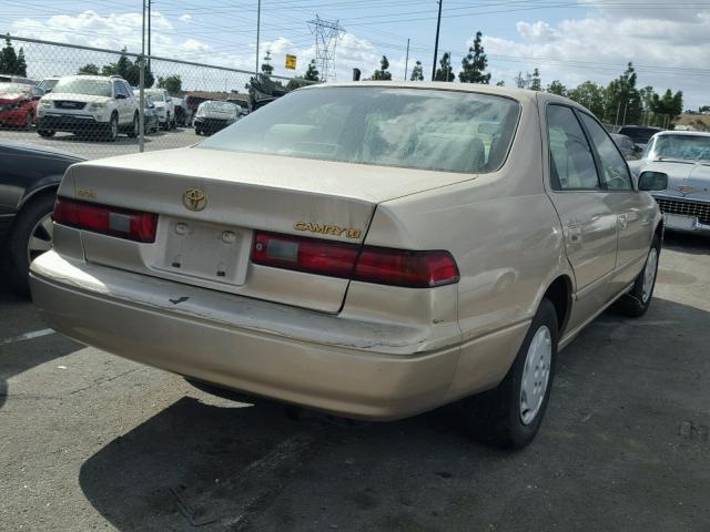 JT2BG22K0X0286756 - 1999 TOYOTA CAMRY LE GOLD photo 4