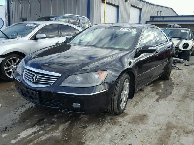 JH4KB16515C001691 - 2005 ACURA RL BLACK photo 2