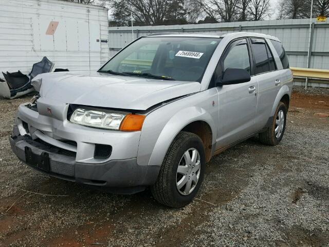 5GZCZ33D35S828587 - 2005 SATURN VUE SILVER photo 2