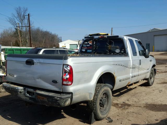 1FTNX21F9XEB11661 - 1999 FORD F250 SUPER SILVER photo 4