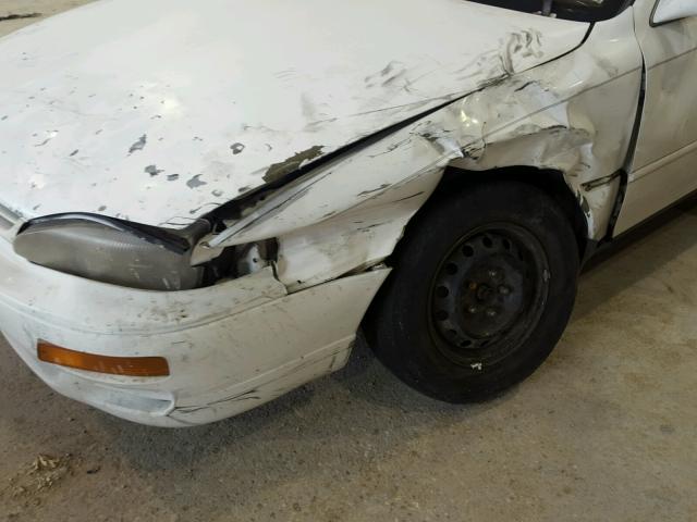 4T1SK12E2SU647699 - 1995 TOYOTA CAMRY LE WHITE photo 9