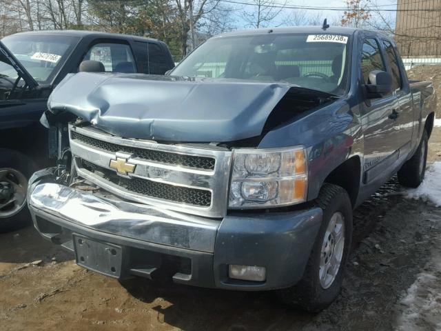 2GCEK19C371645128 - 2007 CHEVROLET SILVERADO BLUE photo 2