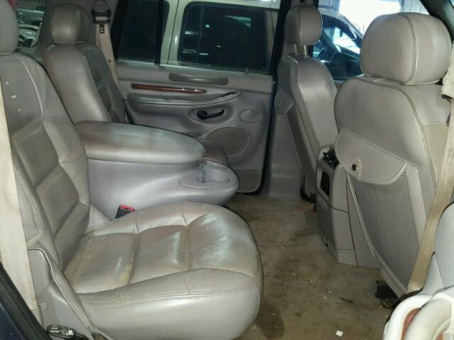 5LMFU28A8YLJ36256 - 2000 LINCOLN NAVIGATOR 蓝色 照片 6