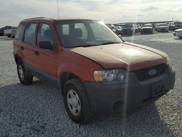 1FMYU02Z56KA06730 - 2006 FORD ESCAPE XLS ORANGE photo 1