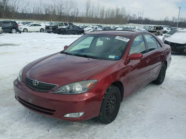 4T1BE32K24U377420 - 2004 TOYOTA CAMRY LE RED photo 2