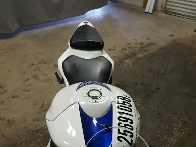 JYARJ12E76A003740 - 2006 YAMAHA YZFR6 L WHITE photo 6