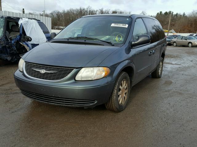 2C4GP44L83R163298 - 2003 CHRYSLER TOWN & COU GREEN photo 2