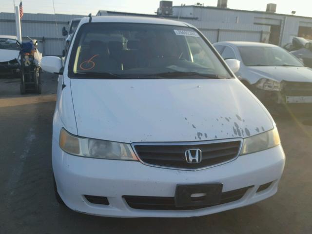 5FNRL18974B046097 - 2004 HONDA ODYSSEY EX WHITE photo 9