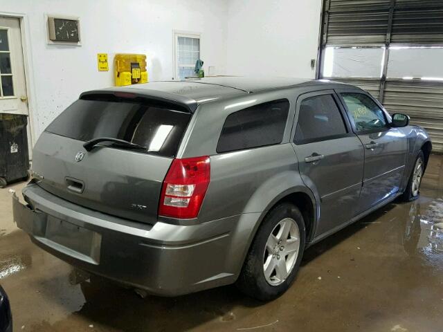 2D4FV48V45H565408 - 2005 DODGE MAGNUM SXT GRAY photo 4