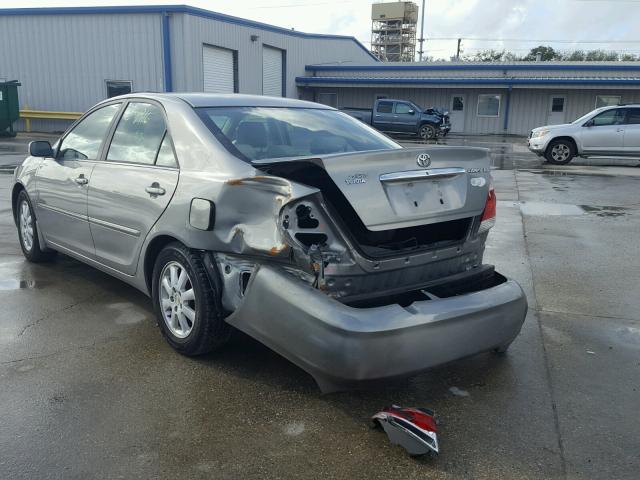 JTDBE32K263062761 - 2006 TOYOTA CAMRY LE GRAY photo 3