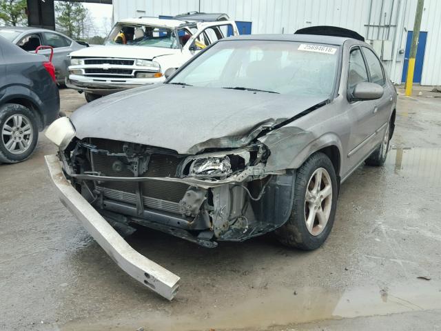 JN1CA31D4YT542132 - 2000 NISSAN MAXIMA GLE GRAY photo 2