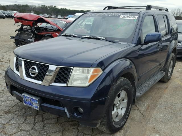 5N1AR18U06C632037 - 2006 NISSAN PATHFINDER BLUE photo 2