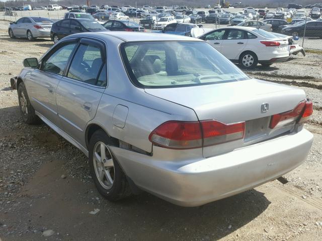 1HGCG16581A050904 - 2001 HONDA ACCORD EX SILVER photo 3