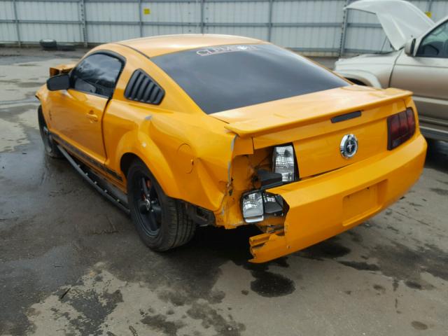 1ZVFT80N875202056 - 2007 FORD MUSTANG ORANGE photo 3