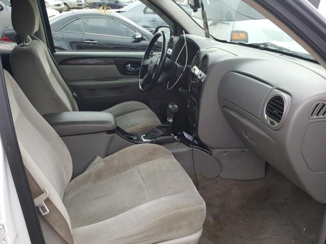 1GKDS13S272185136 - 2007 GMC ENVOY WHITE photo 5