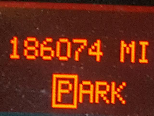 2G2WP522541275542 - 2004 PONTIAC GRAND PRIX WHITE photo 8