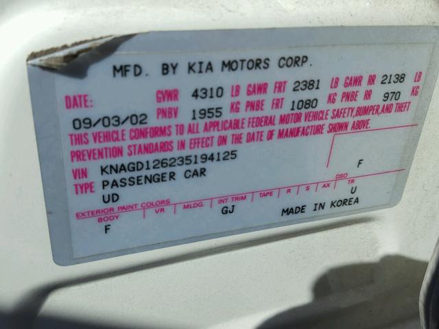 KNAGD126235194125 - 2003 KIA OPTIMA LX WHITE photo 10