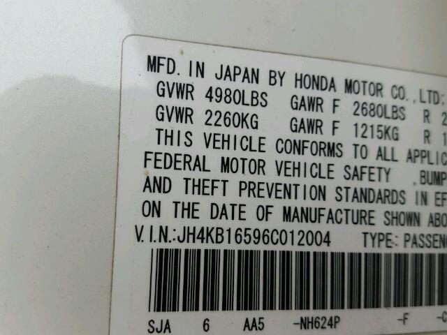 JH4KB16596C012004 - 2006 ACURA RL WHITE photo 10