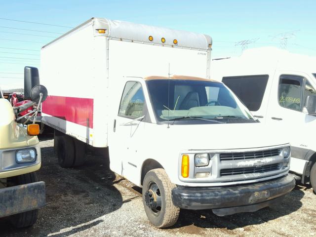 1GBJG31R2Y1214433 - 2000 CHEVROLET EXPRESS G3 WHITE photo 1