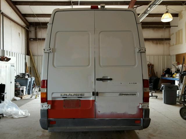 WD0PD544565871721 - 2006 DODGE SPRINTER 3 WHITE photo 6