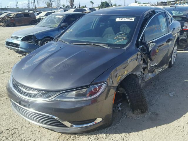 1C3CCCAB5FN714650 - 2015 CHRYSLER 200 LIMITE GRAY photo 2