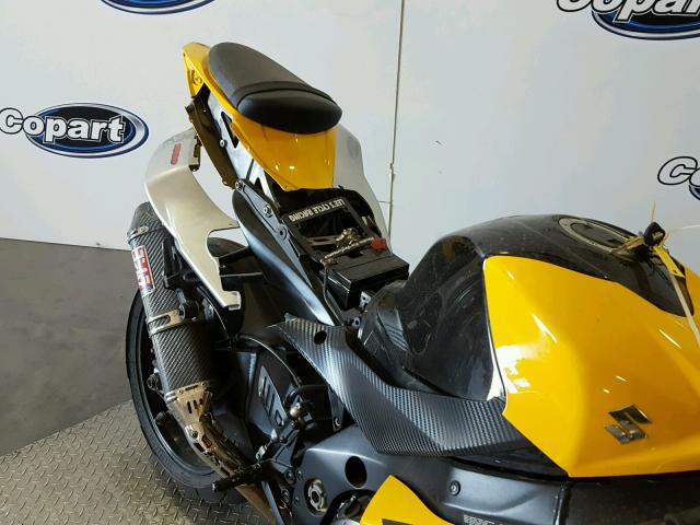 JS1GT77A972106002 - 2007 SUZUKI GSX-R1000 YELLOW photo 6