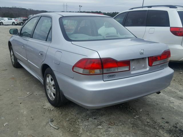 1HGCG56622A035302 - 2002 HONDA ACCORD EX SILVER photo 3