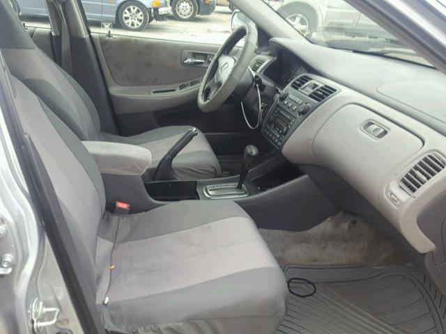 1HGCG56622A035302 - 2002 HONDA ACCORD EX SILVER photo 5