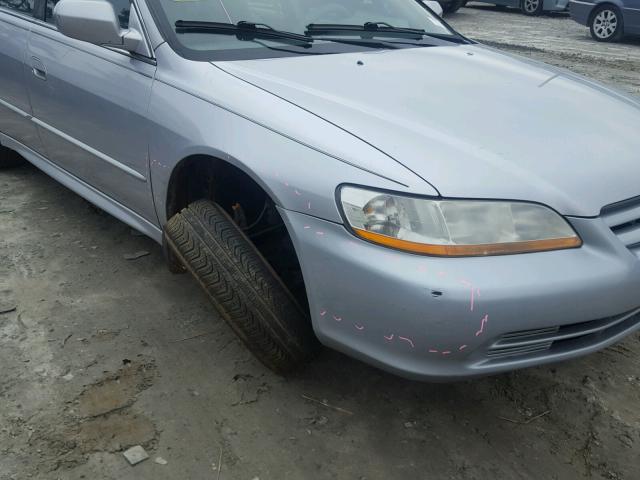 1HGCG56622A035302 - 2002 HONDA ACCORD EX SILVER photo 9