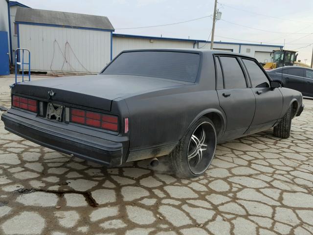 1G1BN51E2KR119659 - 1989 CHEVROLET CAPRICE CL BLACK photo 4