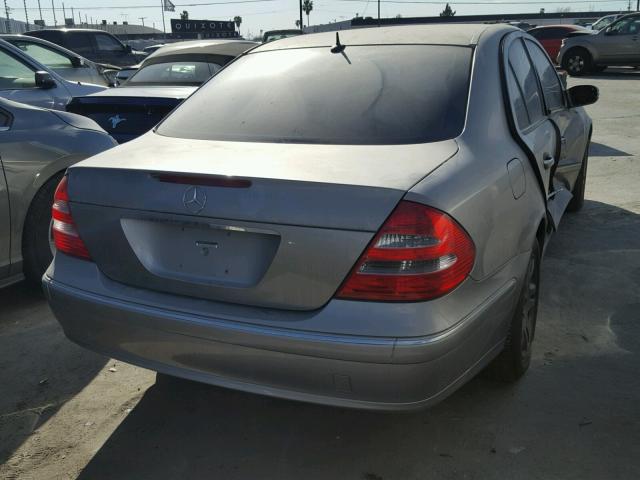 WDBUF56J56A734230 - 2006 MERCEDES-BENZ E 350 GRAY photo 4