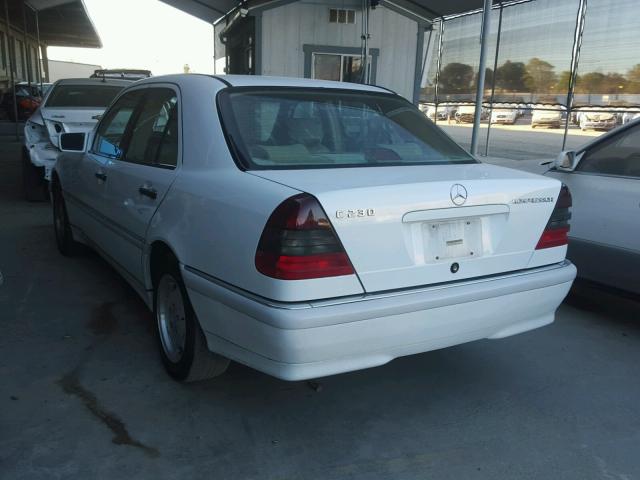 WDBHA24G9XA745075 - 1999 MERCEDES-BENZ C 230 WHITE photo 3