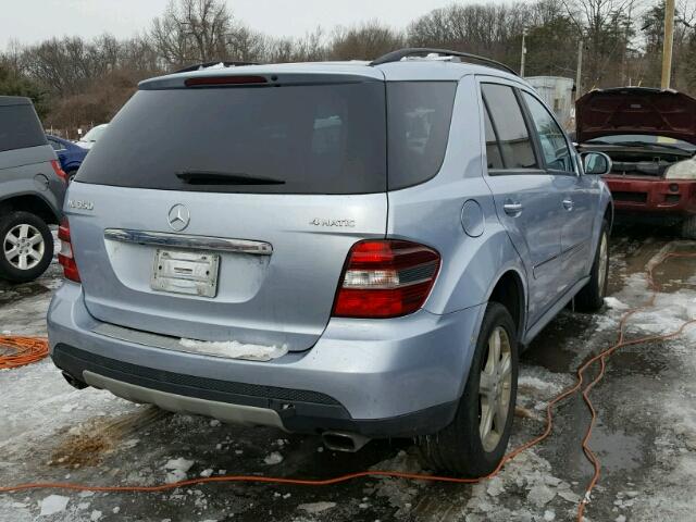 4JGBB86E58A401744 - 2008 MERCEDES-BENZ ML 350 BLUE photo 4