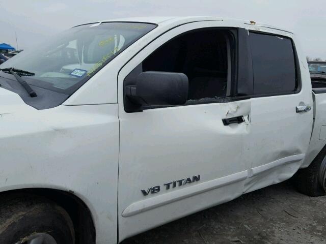 1N6BA07D18N349906 - 2008 NISSAN TITAN XE WHITE photo 9